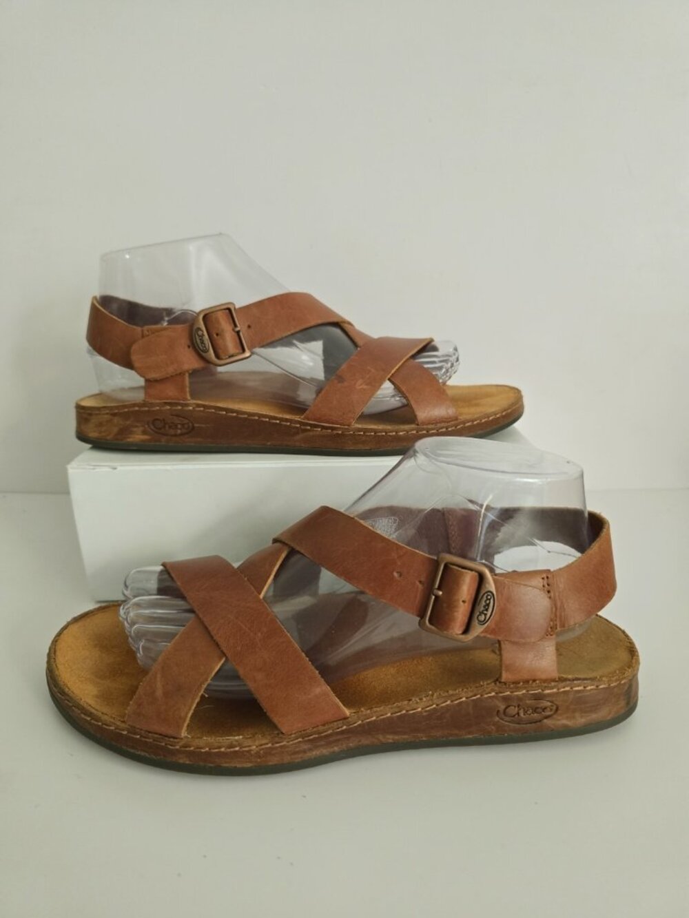 Chaco Wayfarer Strappy Sandals 9 Womens Buckle Rust Brown Leather Shoes Open Toe